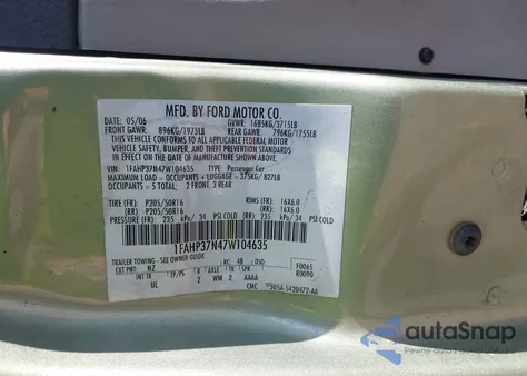 2007 Ford Focus S/Se/Ses z USA, uszkodzony, nr VIN 1FAHP37N47W104635